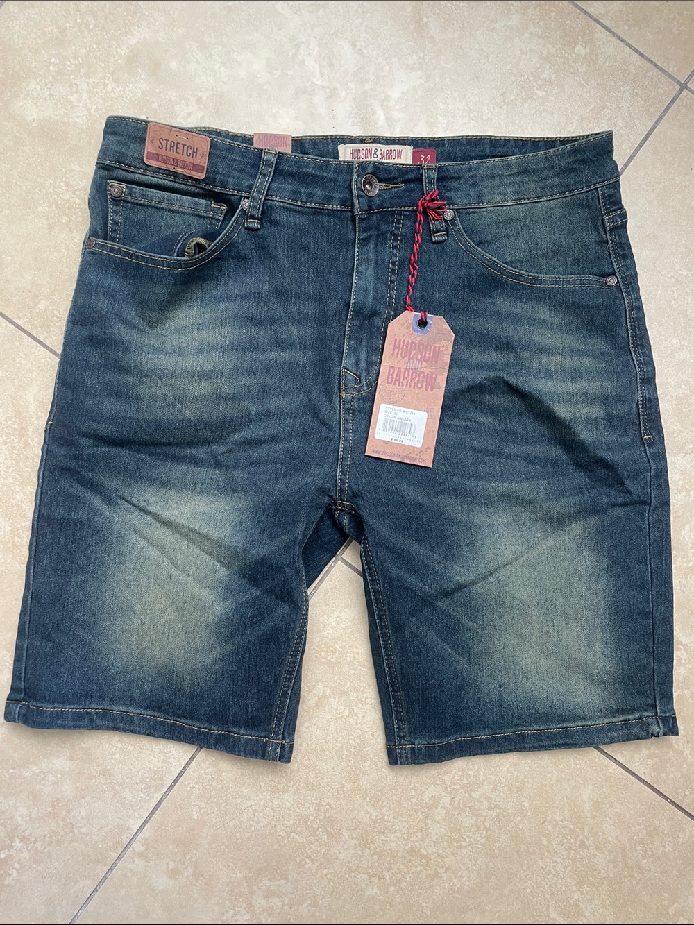 Hudson & Barrow men's denim shorts Sahara wash and stretch fabric Size 32